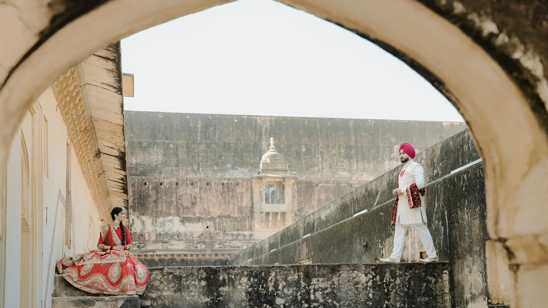 Indian couple pre wedding photography at heritage location in Jaipur